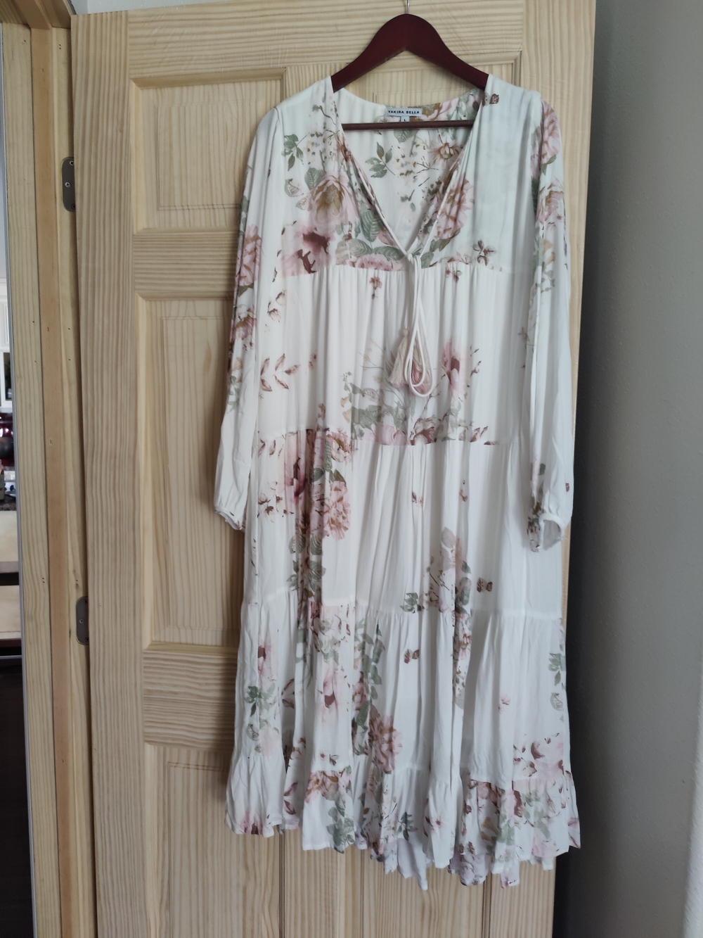 Boho Floral Long Sleeve Maxi Dress - White/Pink